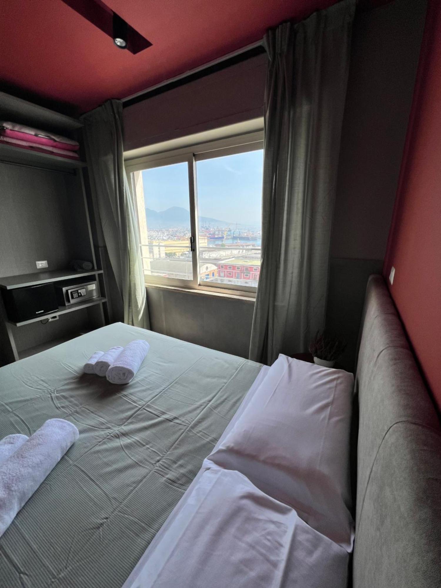 Mia Porto Napoli